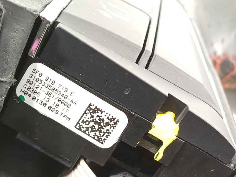 Recambio de volante para seat leon st (5f8) x-perience titan desert 4drive referencia OEM IAM 575419091H  