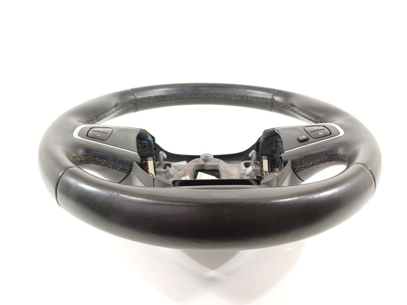 Recambio de volante para renault captur limited referencia OEM IAM 484000110R  