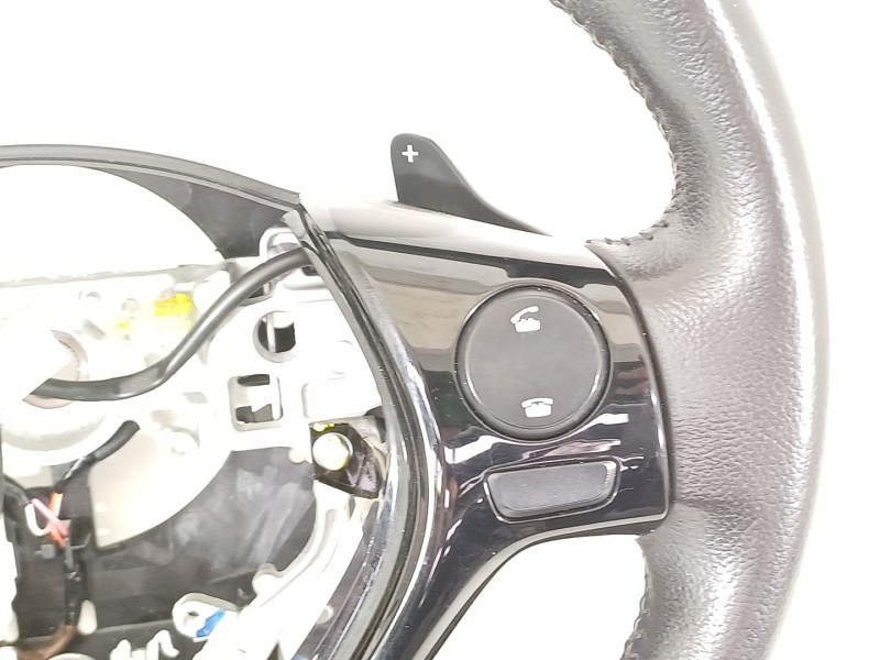Recambio de volante para toyota aygo x-cite referencia OEM IAM 451000H070  