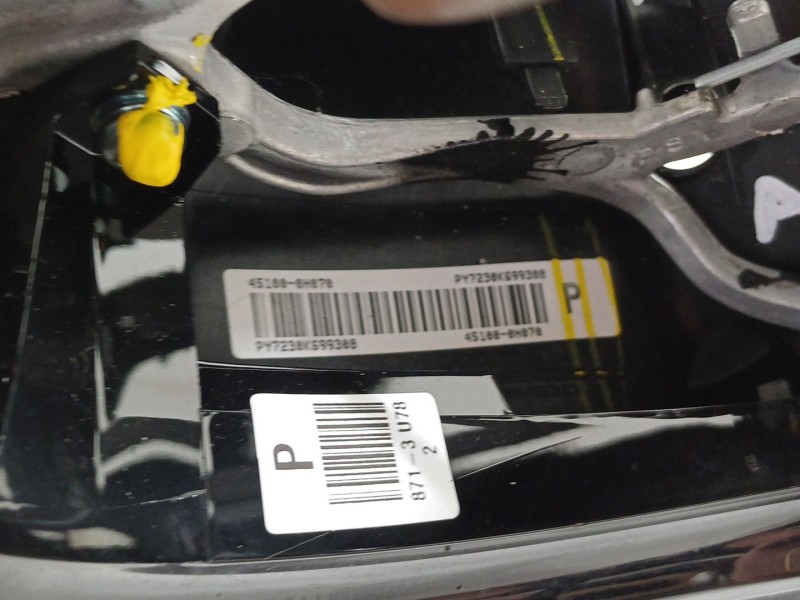 Recambio de volante para toyota aygo x-cite referencia OEM IAM 451000H070  