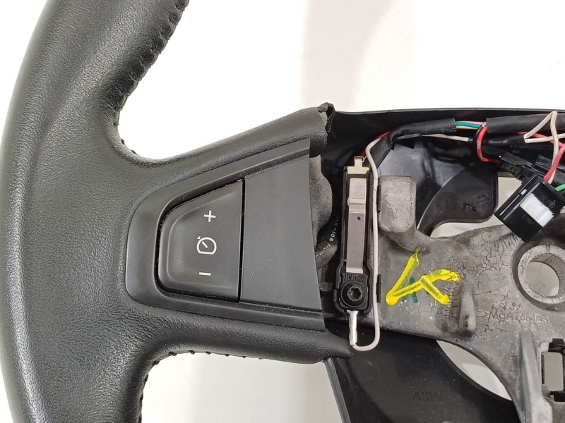 Recambio de volante para renault megane iii berlina 5 p dynamique referencia OEM IAM 609581499  