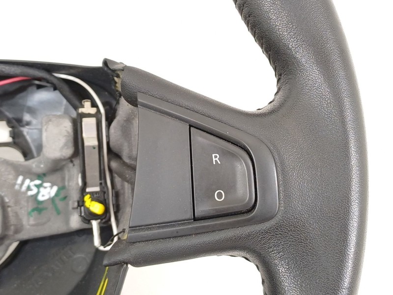 Recambio de volante para renault megane iii berlina 5 p dynamique referencia OEM IAM 609581499  