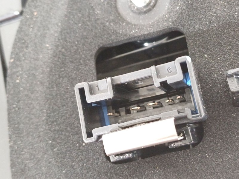 Recambio de piloto trasero derecho para peugeot 208 ii (ub_, up_, uw_, uj_) 1.2 puretech 100 referencia OEM IAM 9823216680  