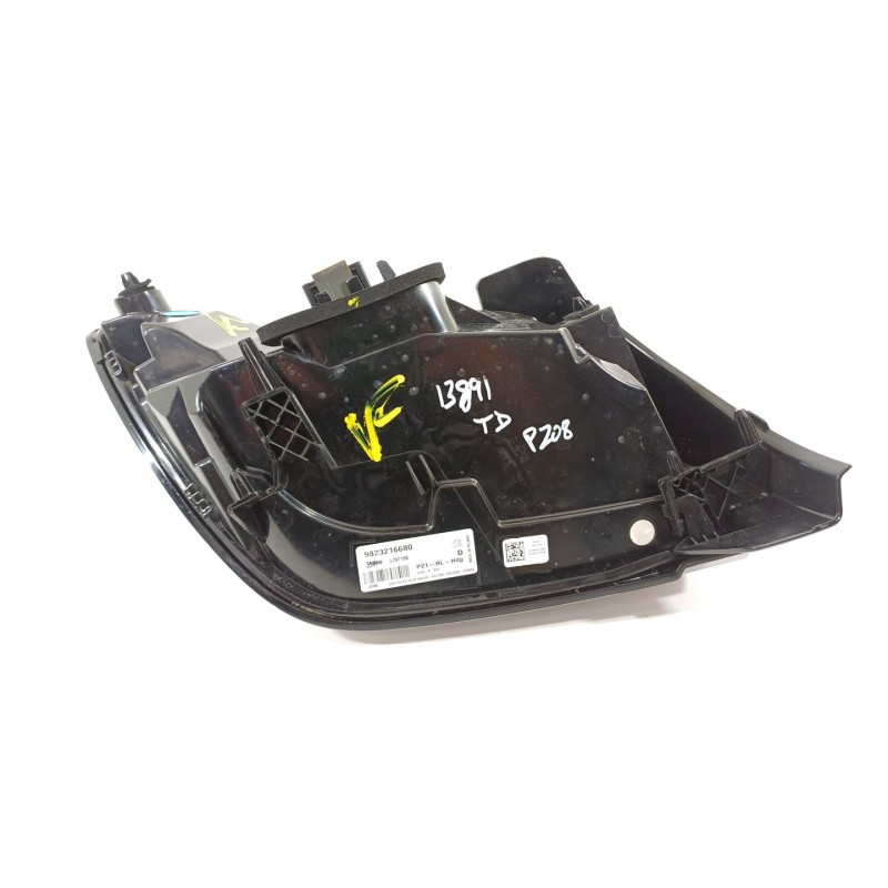 Recambio de piloto trasero derecho para peugeot 208 ii (ub_, up_, uw_, uj_) 1.2 puretech 100 referencia OEM IAM 9823216680  