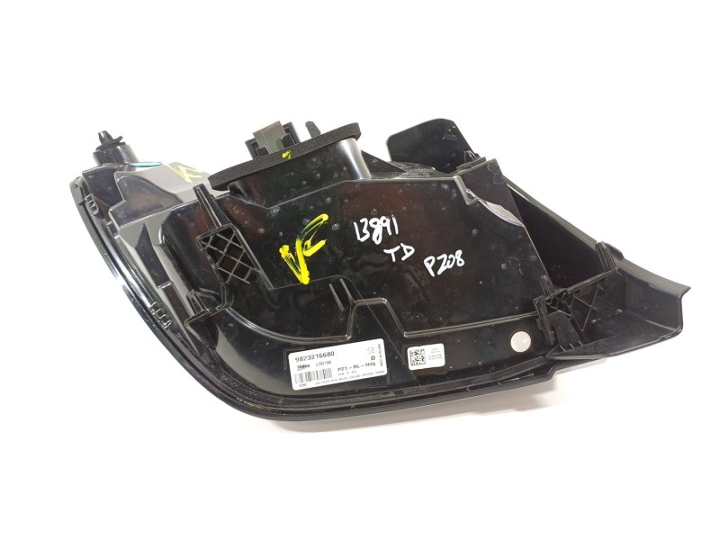 Recambio de piloto trasero derecho para peugeot 208 ii (ub_, up_, uw_, uj_) 1.2 puretech 100 referencia OEM IAM 9823216680  