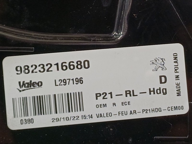 Recambio de piloto trasero derecho para peugeot 208 ii (ub_, up_, uw_, uj_) 1.2 puretech 100 referencia OEM IAM 9823216680  