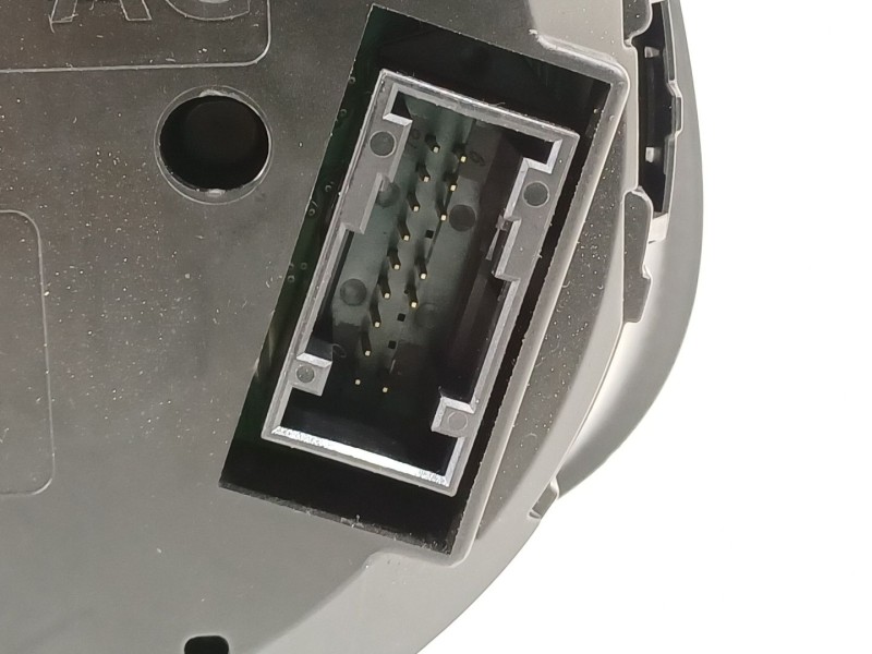 Recambio de cuadro instrumentos para seat leon st (5f8) x-perience titan desert 4drive referencia OEM IAM 5F0920751E  