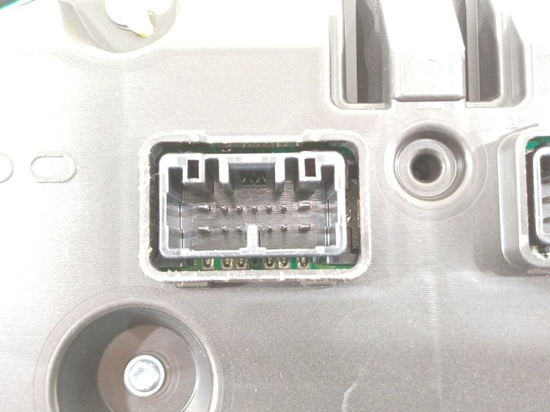 Recambio de cuadro instrumentos para toyota auris (_e18_) 1.4 d-4d (nde180_) referencia OEM IAM 838000ZV82  