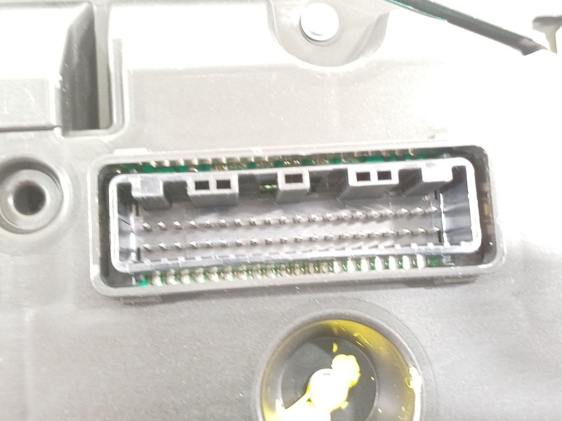 Recambio de cuadro instrumentos para toyota auris (_e18_) 1.4 d-4d (nde180_) referencia OEM IAM 838000ZV82  