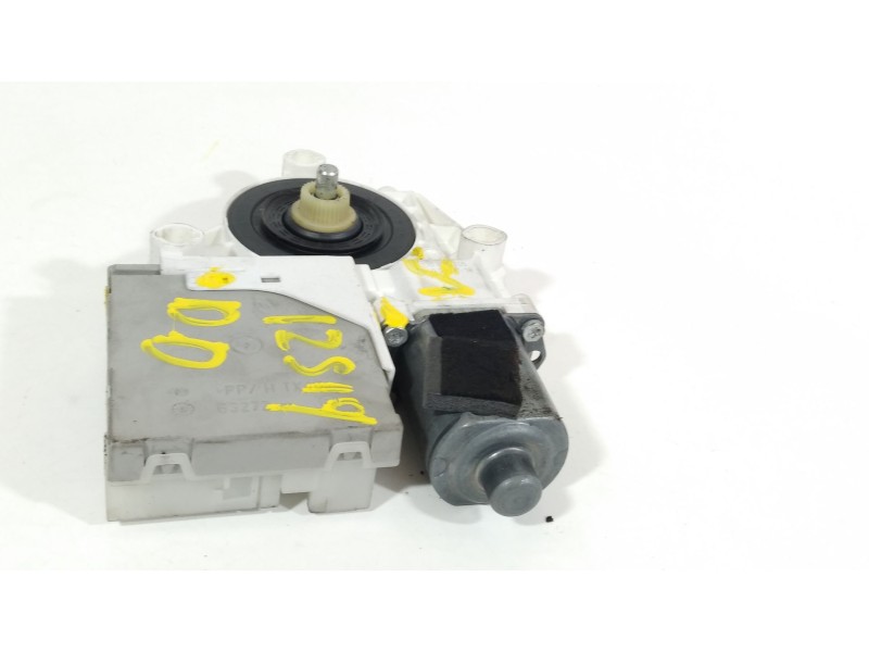 Recambio de motor elevalunas delantero derecho para audi a3 (8p) 1.9 tdi ambiente referencia OEM IAM 8P0959802A  