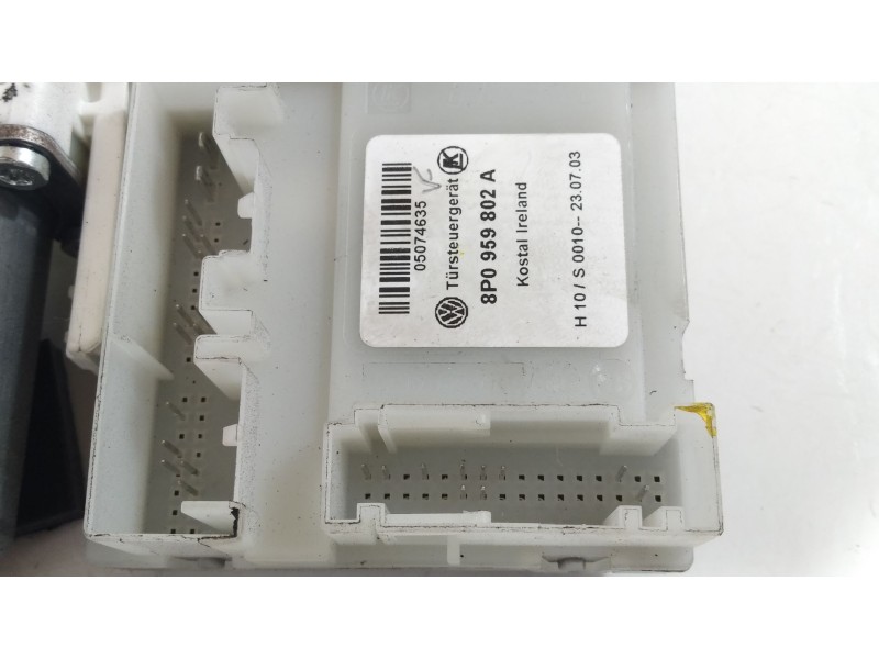 Recambio de motor elevalunas delantero derecho para audi a3 (8p) 1.9 tdi ambiente referencia OEM IAM 8P0959802A  