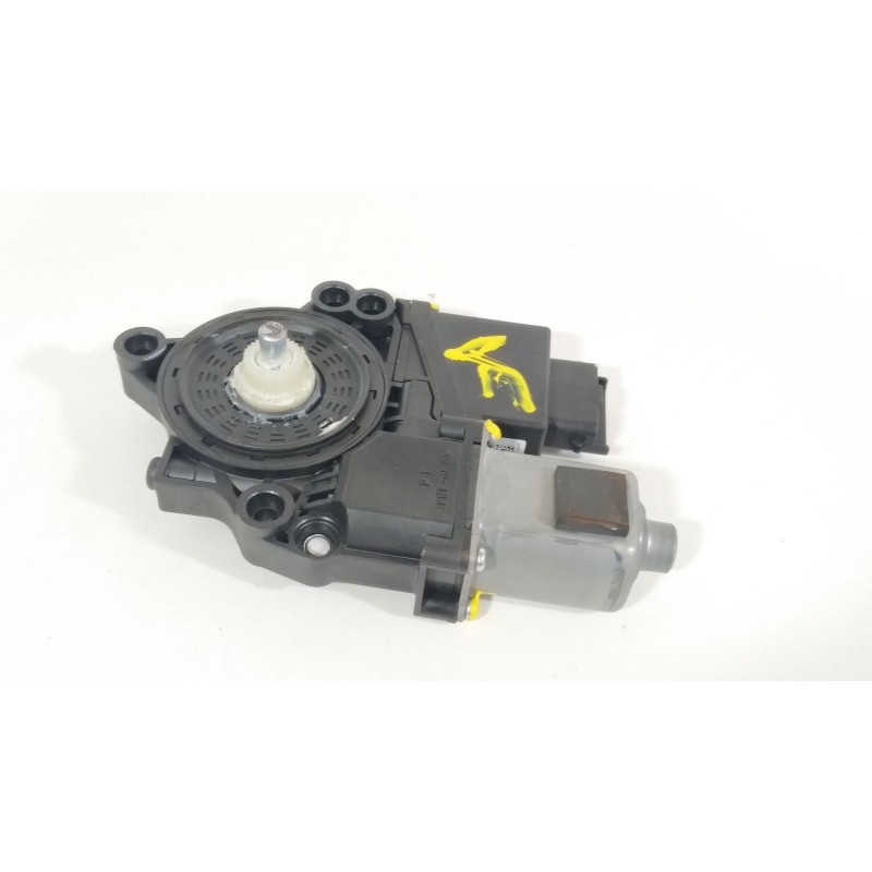 Recambio de motor elevalunas delantero izquierdo para kia ceed (cd) 1.0 t-gdi referencia OEM IAM 82450A2010  