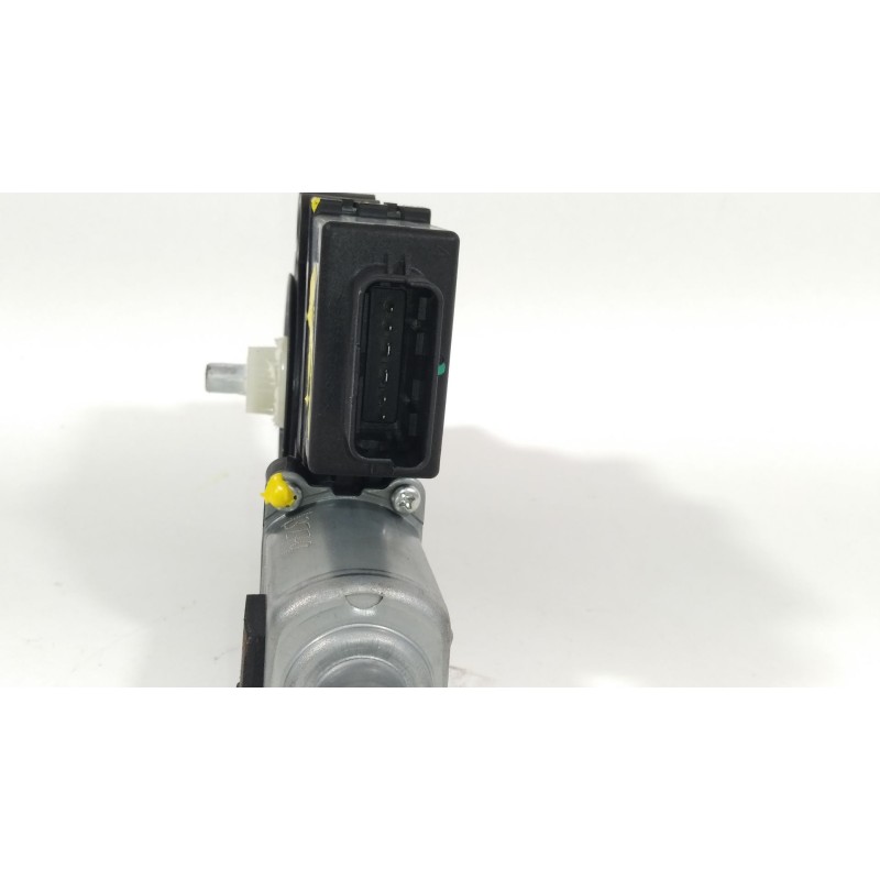 Recambio de motor elevalunas delantero izquierdo para kia ceed (cd) 1.0 t-gdi referencia OEM IAM 82450A2010  