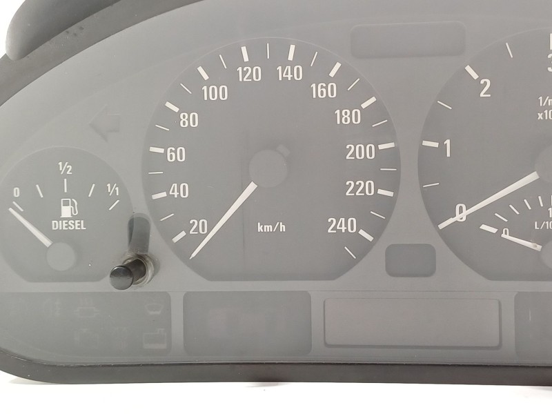 Recambio de cuadro instrumentos para bmw serie 3 berlina (e46) 320d referencia OEM IAM 62118387606  