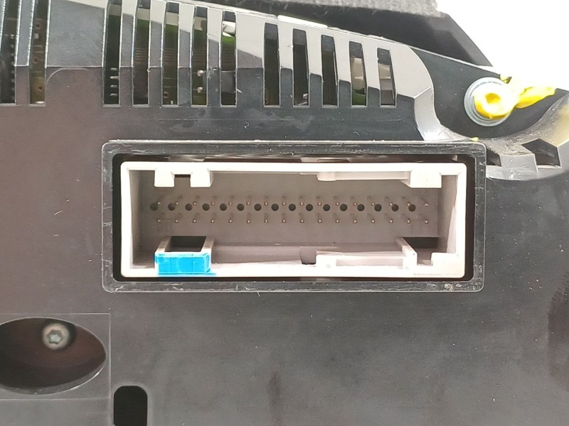 Recambio de cuadro instrumentos para audi a4 b8 (8k2) 3.2 fsi quattro referencia OEM IAM 8K0920930A  