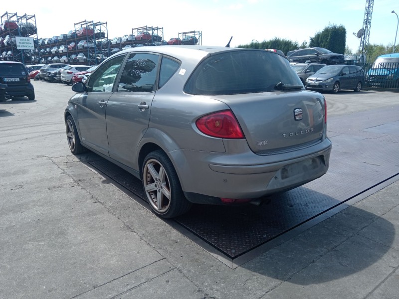 seat toledo iii (5p2) del año 2004