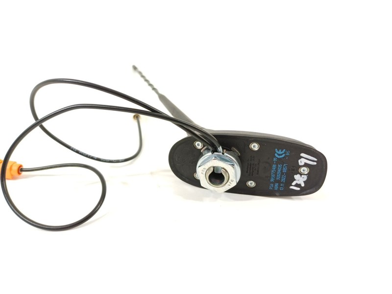 Recambio de antena para peugeot 208 ii (ub_, up_, uw_, uj_) 1.2 puretech 100 referencia OEM IAM 9850775480  