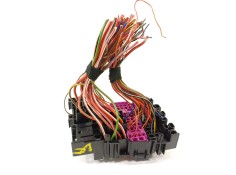 Recambio de caja reles / fusibles para seat arona (kj7, kjp) 1.0 tsi referencia OEM IAM 2Q0937615A   2