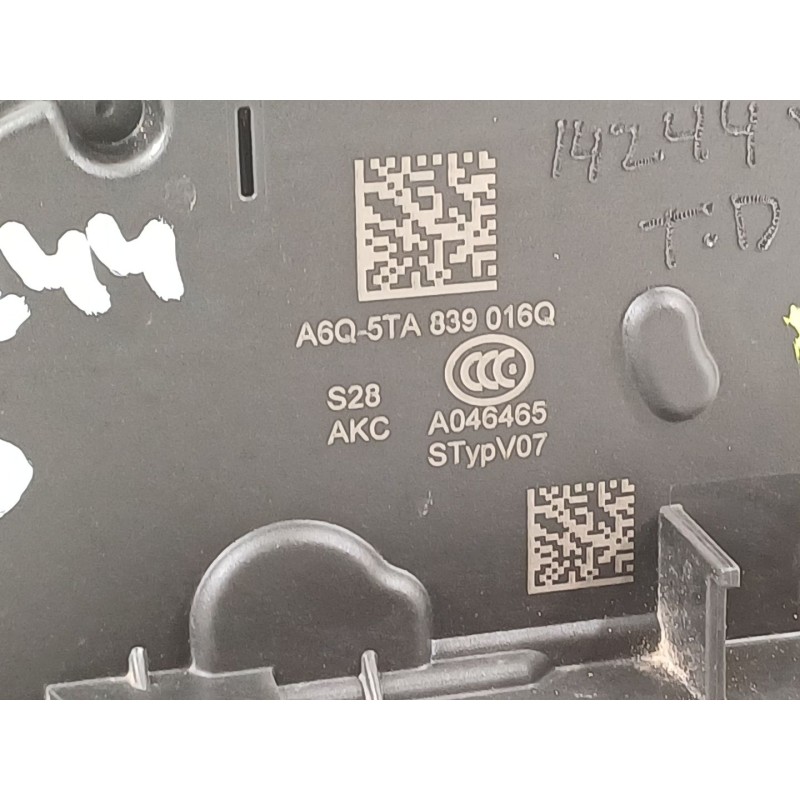 Recambio de cerradura puerta trasera derecha para cupra leon (kl1, ku1, kug) 1.5 etsi referencia OEM IAM 5TA839016Q  