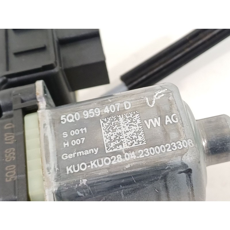 Recambio de elevalunas trasero izquierdo para cupra leon (kl1, ku1, kug) 1.5 etsi referencia OEM IAM 5FA839461A  5Q0959407D