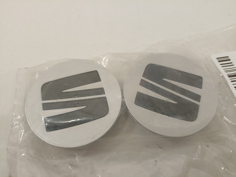 Recambio de tapacubos para seat arona (kj7, kjp) 1.0 tsi referencia OEM IAM 5FA601171  