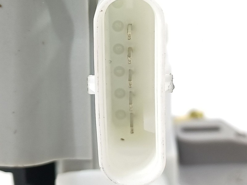 Recambio de cerradura puerta trasera izquierda para audi q5 (fyb, fyg) 35 tdi quattro referencia OEM IAM 8X0839015E  