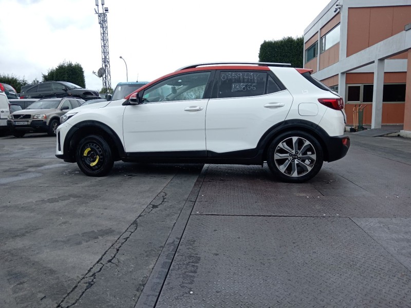 kia stonic (yb) del año 2020