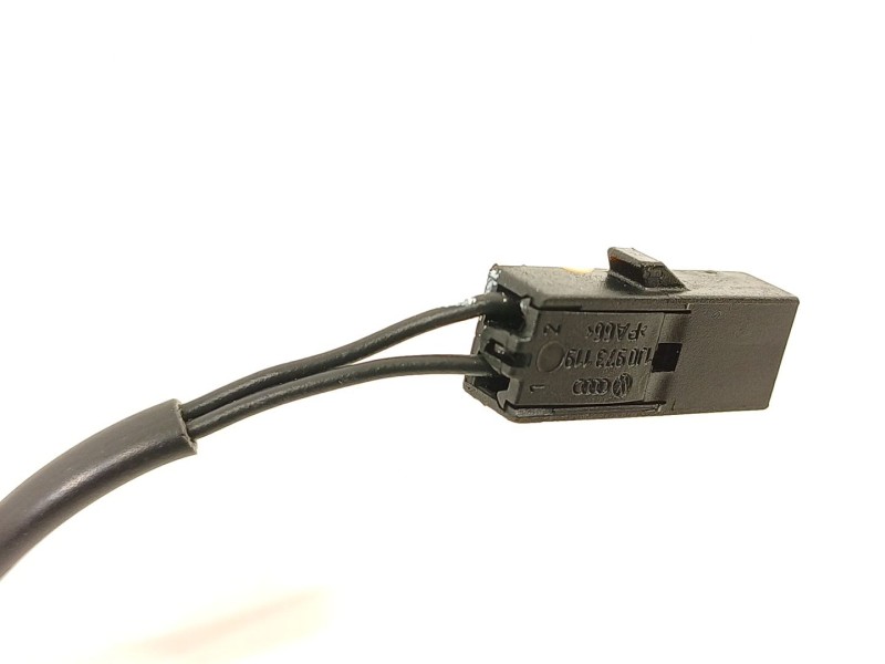 Recambio de enganche cinturon delantero izquierdo para audi q5 (fyb, fyg) 35 tdi quattro referencia OEM IAM 80A857755  