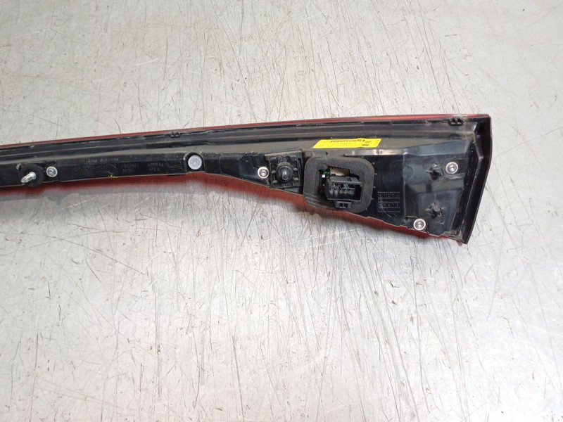 Recambio de piloto trasero central para cupra leon (kl1, ku1, kug) 1.5 etsi referencia OEM IAM 5FA945307K  