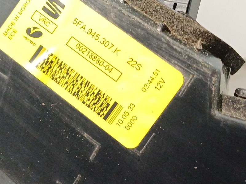 Recambio de piloto trasero central para cupra leon (kl1, ku1, kug) 1.5 etsi referencia OEM IAM 5FA945307K  
