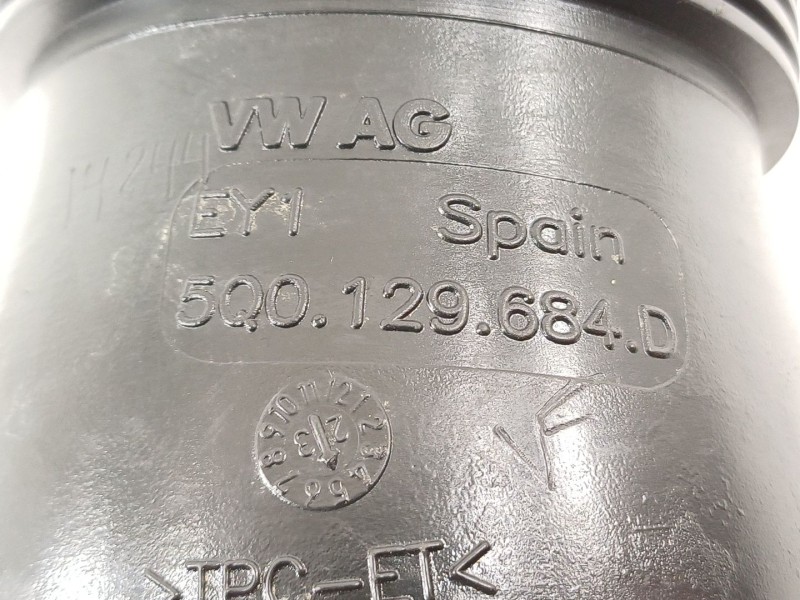 Recambio de tubo para cupra leon (kl1, ku1, kug) 1.5 etsi referencia OEM IAM 5Q0129684D  