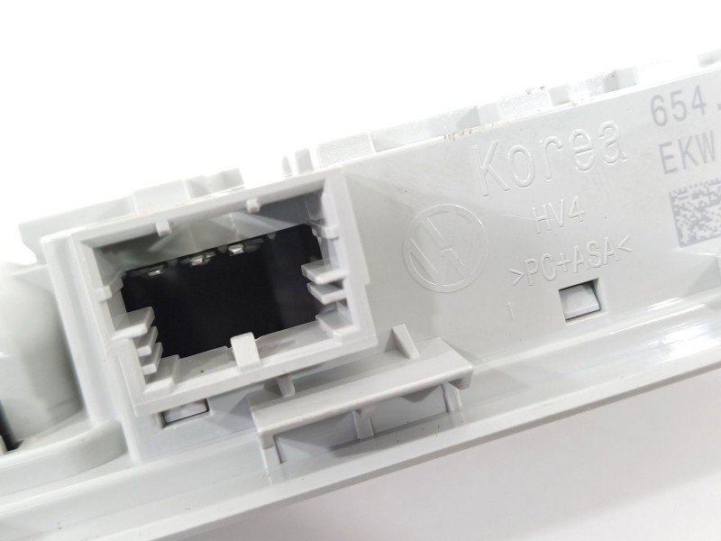 Recambio de luz interior para skoda scala (nw1) 1.6 tdi referencia OEM IAM 654947290  