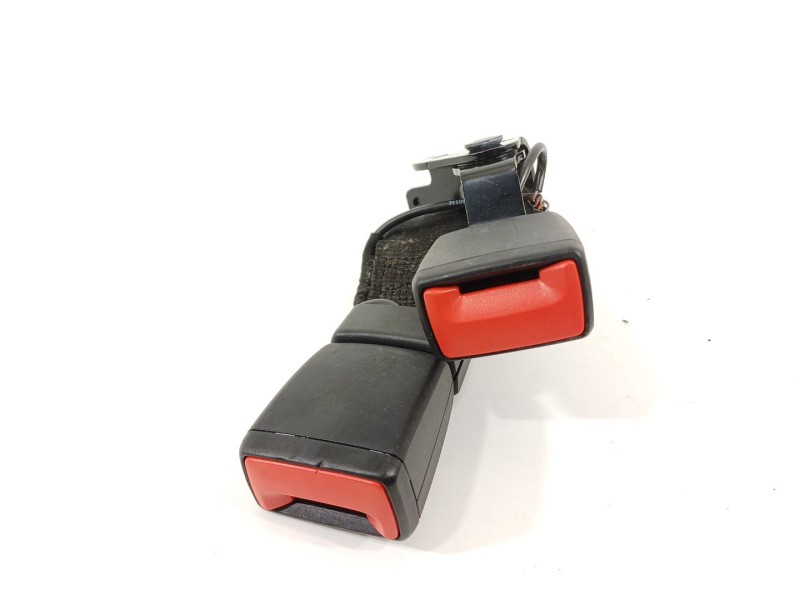 Recambio de enganche cinturon trasero izquierdo para skoda scala (nw1) 1.6 tdi referencia OEM IAM 654857739B  