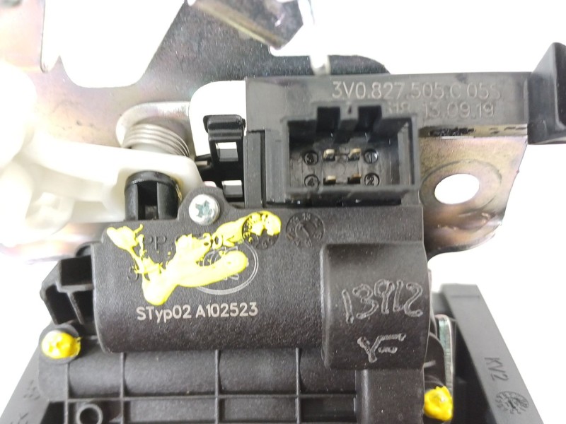Recambio de cerradura maletero / porton para skoda scala (nw1) 1.6 tdi referencia OEM IAM 3V0827505C  
