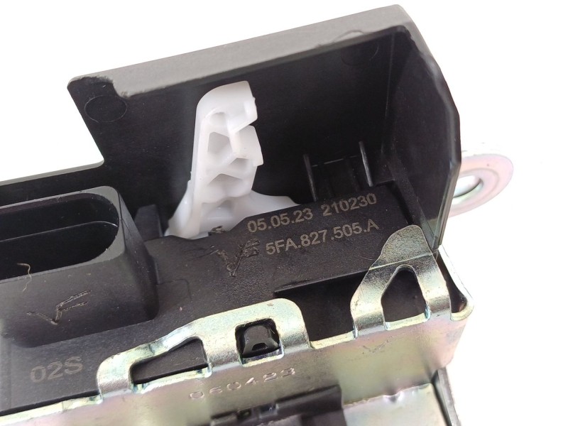 Recambio de cerradura maletero / porton para cupra leon (kl1, ku1, kug) 1.5 etsi referencia OEM IAM 5FA827505A  