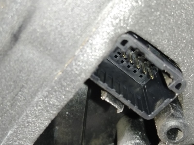 Recambio de retrovisor izquierdo para renault clio iii exception referencia OEM IAM 7701061192  