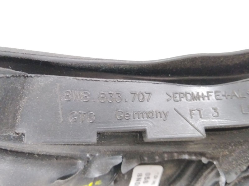 Recambio de gomas contorno puerta para audi a5 sportback (f5a) advanced quattro referencia OEM IAM 8W8833707  