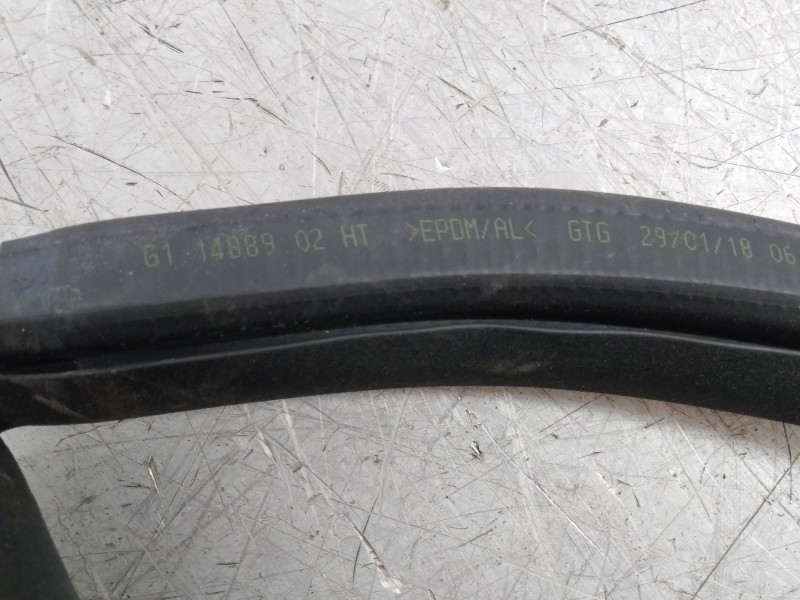 Recambio de gomas contorno puerta para audi a5 sportback (f5a) advanced quattro referencia OEM IAM 8W8833708  