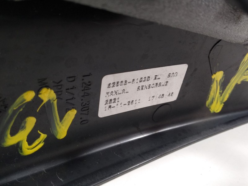 Recambio de retrovisor derecho para renault clio iii exception referencia OEM IAM 8200801036  