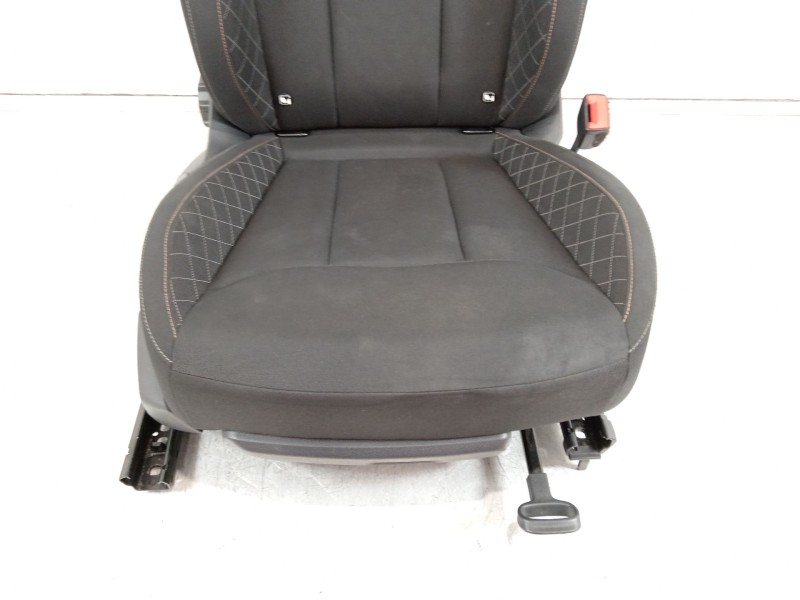 Recambio de asiento delantero derecho para skoda scala (nw1) 1.6 tdi referencia OEM IAM 5WA881106D  