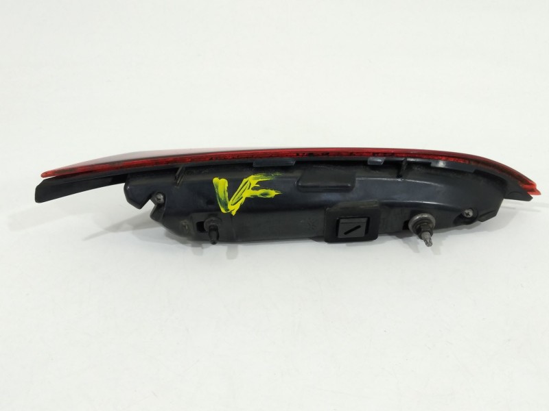 Recambio de piloto trasero derecho en porton para opel insignia berlina excellence referencia OEM IAM 23135916  21080203