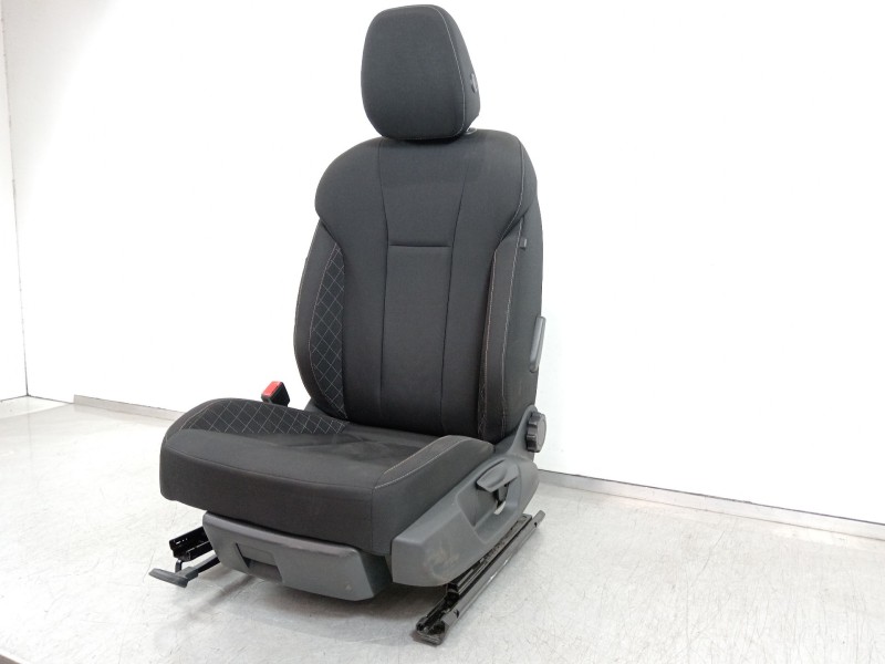 Recambio de asiento delantero izquierdo para skoda scala (nw1) 1.6 tdi referencia OEM IAM 5WA881105D  