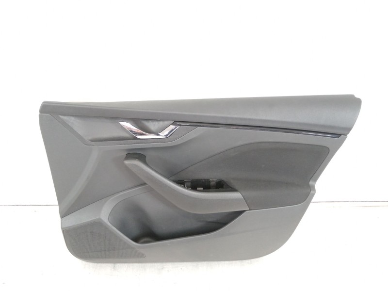 Recambio de guarnecido puerta delantera derecha para skoda scala (nw1) 1.6 tdi referencia OEM IAM 655867014  