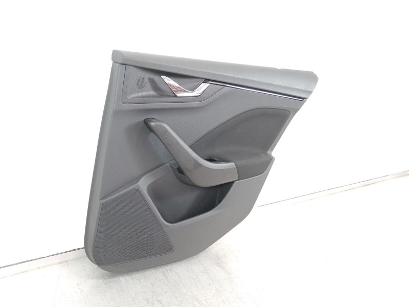 Recambio de guarnecido puerta trasera derecha para skoda scala (nw1) 1.6 tdi referencia OEM IAM 654867024  