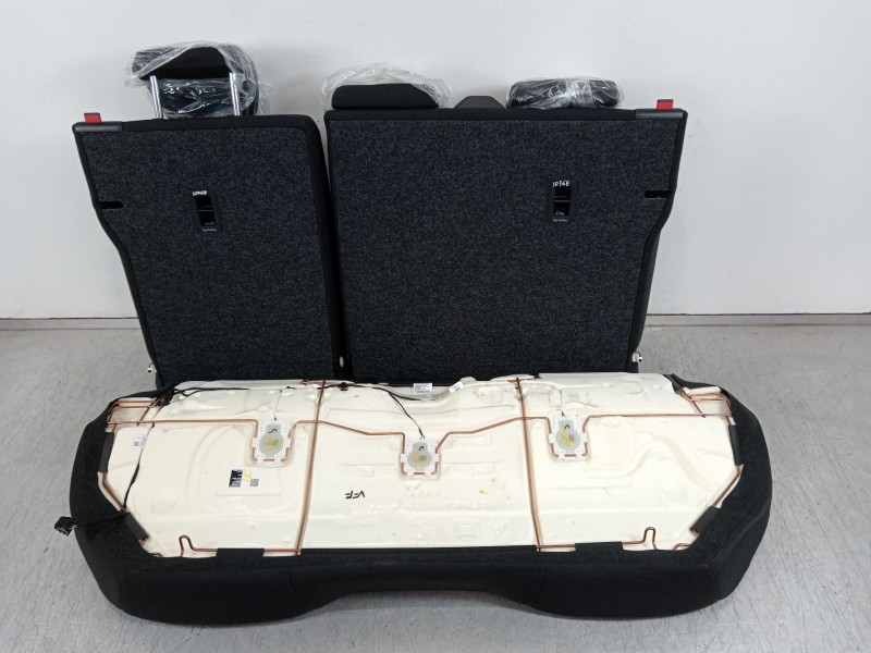 Recambio de asientos traseros para seat arona (kj7, kjp) 1.0 tsi referencia OEM IAM 6F9885375  