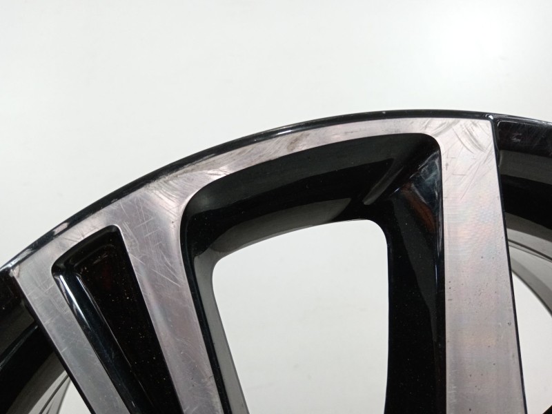 Recambio de llanta para seat arona fr referencia OEM IAM 6F9071498A  