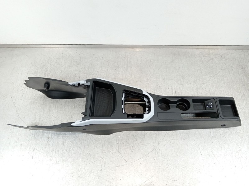 Recambio de consola central para seat arona (kj7, kjp) 1.0 tsi referencia OEM IAM 6F1863243A  