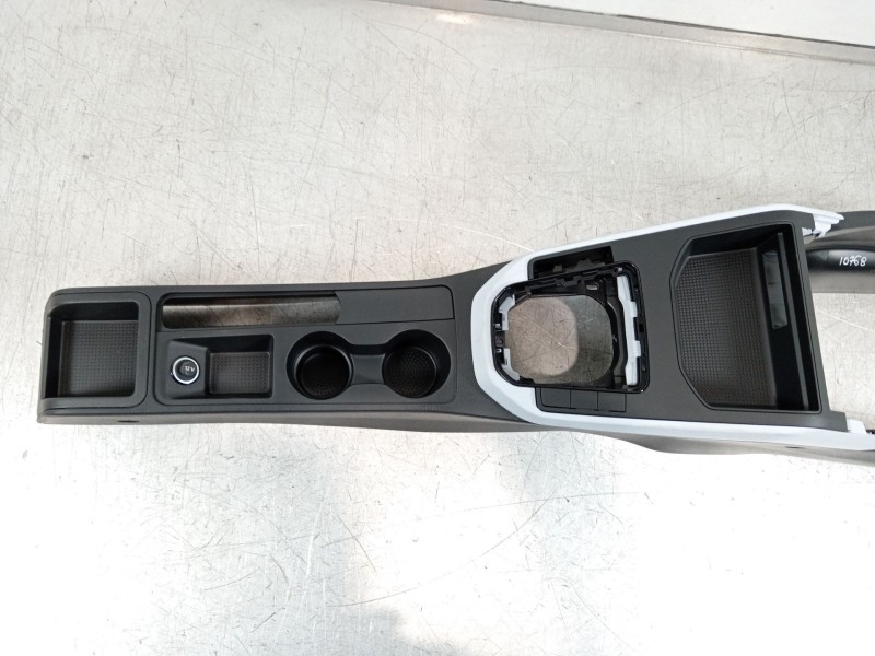 Recambio de consola central para seat arona (kj7, kjp) 1.0 tsi referencia OEM IAM 6F1863243A  