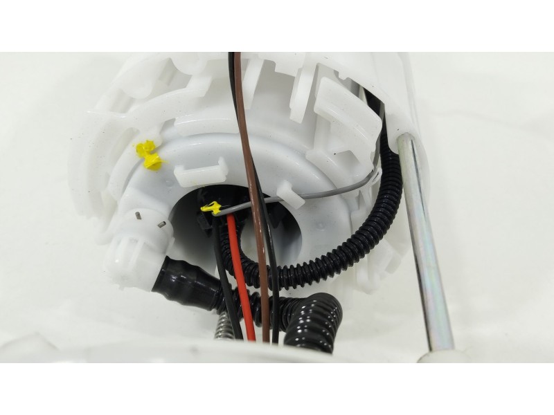 Recambio de bomba combustible para kia picanto iii (ja) 1.0 lpg referencia OEM IAM 31110G6100  