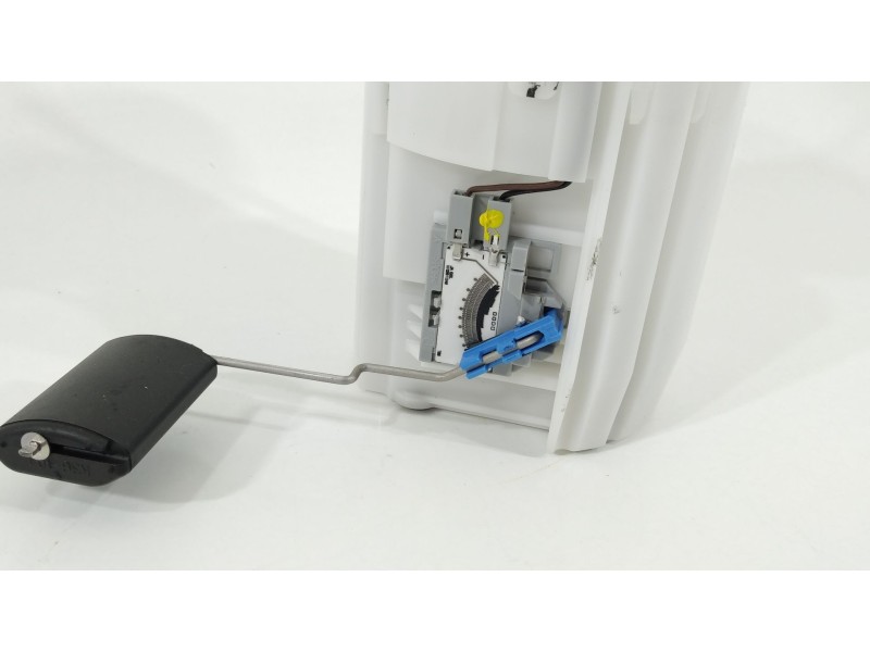 Recambio de bomba combustible para kia picanto iii (ja) 1.0 lpg referencia OEM IAM 31110G6100  